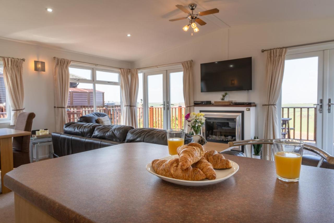 Finest Retreats - Serendipity Lodge Torpoint Extérieur photo